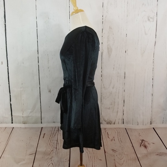 KALANI HILLIKER for Alyce One-Shoulder Velvet Dres - Picture 4 of 7